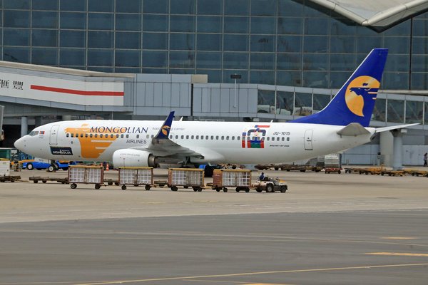 Comment organiser une croisière pour découvrir les sites historiques de la mer Égée, Grèce?