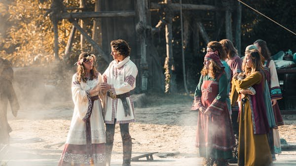 Réservez votre expérience cinéscénie au puy du fou : astuces essentielles